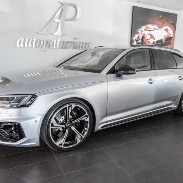 Audi RS4 AVANT 2.9 TFSI QUATTRO TIPTRONIC
